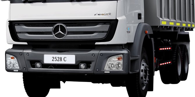 Bridgestone Emsa dan Sulp Jadi Ban OEM Mercedes Benz Axor Euro 4
