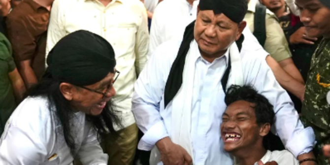 Bayar Janji ke Gus Miftah, Prabowo Kunjungi Ponpes Disambut Santri & Pendeta