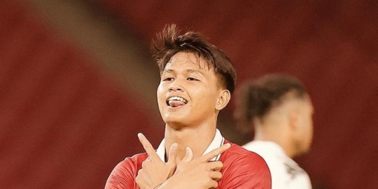 Sempat Dihujat karena Tinggalkan Sekolah, Hokky Caraka Akhirnya Lulus SMA