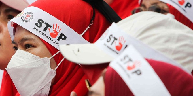 Ribuan Perawat Tolak RUU Omnibus Law Kesehatan di Jakarta