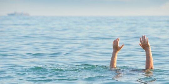 Berenang di Pantai Samudra Indah Bengkayang, Pemuda Hilang Terbawa Arus