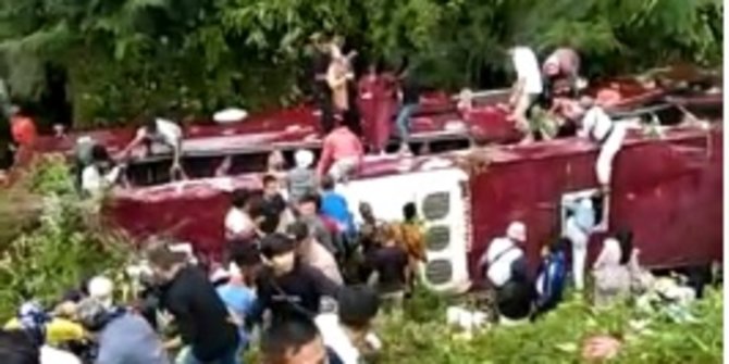 Bus Pariwisata Masuk Jurang di Tegal, Ini Besaran Santunan & Asuransi untuk Korban