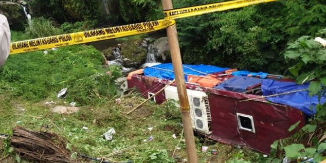 Update Bus Masuk Jurang di Guci: 5 Korban Jalani Operasi dan 1 Boleh Pulang