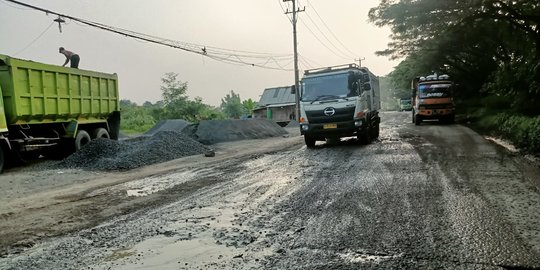 Jalan di Rumpin Kabupaten Bogor Rusak Parah Sejak Tahun 2010