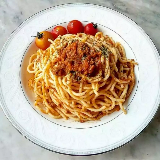 spaghetti bolognese