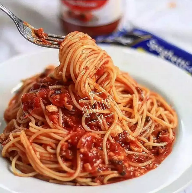 spaghetti napolitan