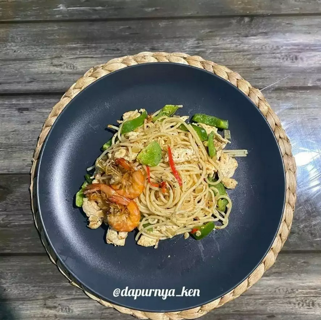 spaghetti goreng rempah