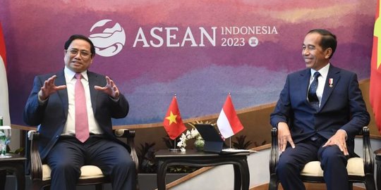 Jokowi dan PM Vietnam Gelar Pertemuan Bilateral di Labuan Bajo
