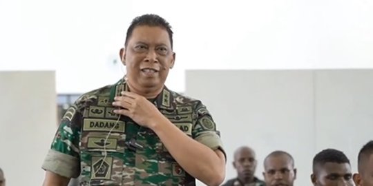 Pesan Jendral TNI Saat Turun Latih Pasukan Komcad di Papua, Bikin Merinding