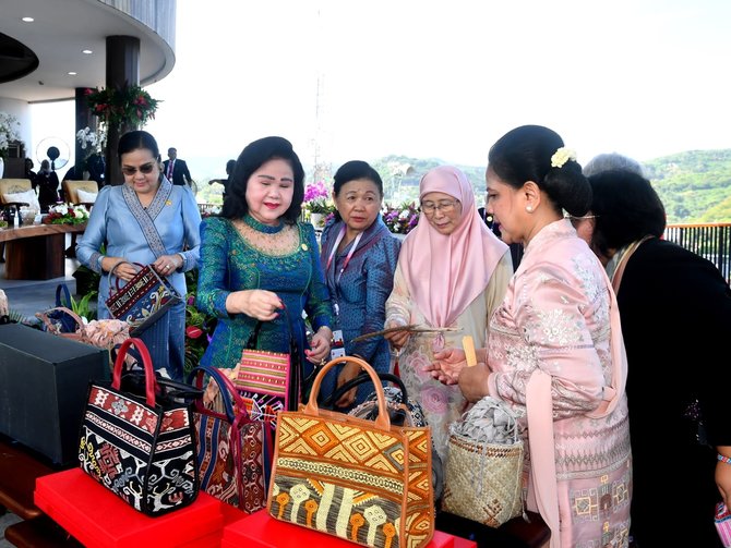 iriana jokowi ajak ibu negara pemimpin asean keker pesona labuan bajo