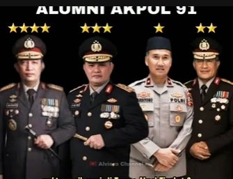 potret lawas kapolri sama 3 teman akpol seangkatan ini pose mereka 34 tahun kemudian