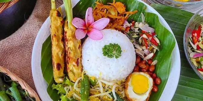 7 Resep Nasi Campur Berbagai Kreasi, Sajikan Cita Rasa Nusantara yang Nendang