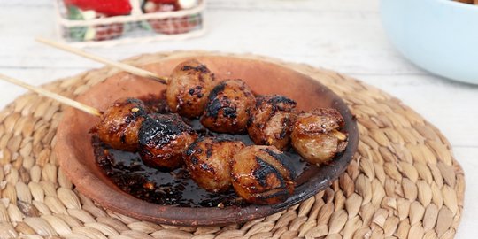 Resep Bakso Bakar Pedas Beraroma Bawang Pak Man