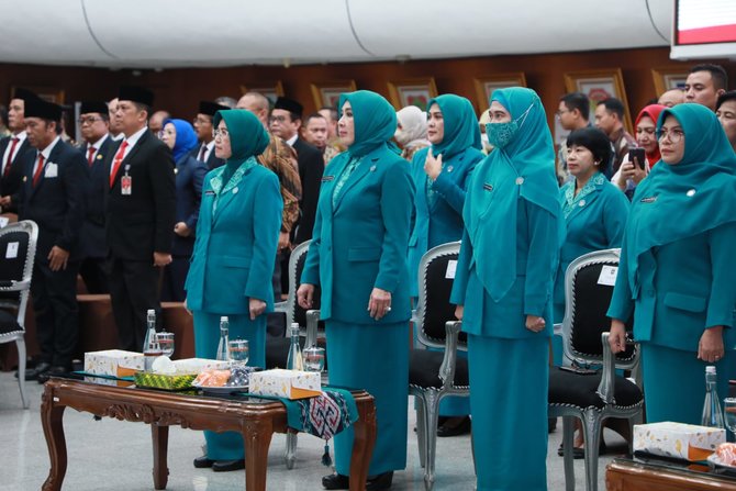 mendagri tri tito karnavian lantik pj ketua tp pkk provinsi sulawesi barat dan gorontalo