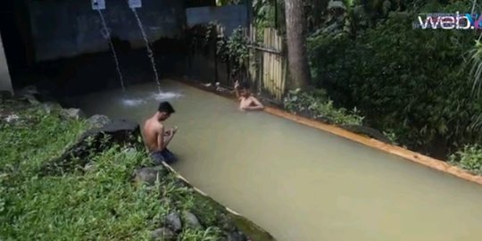 Sensasi Berendam di Pemandian Air Panas Munggang Wonosobo, Bikin Kulit Lebih Lembut