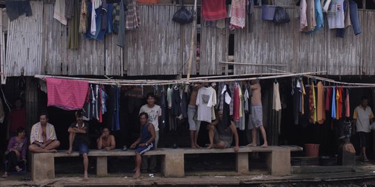 Airlangga Pastikan Standar Kemiskinan Indonesia Beda dengan Bank Dunia