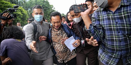 Dicopot Kemenkeu, Kepala Bea Cukai Makassar Andhi Pramono Disidang Sebagai PNS