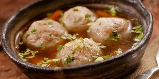 Cara Buat Bakso Sederhana ala Rumahan, Kenyal dan Enak