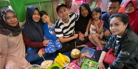 5 Potret Rumah Para Pengasuh Anak Artis, dari Mbak Lala hingga Sus Rini