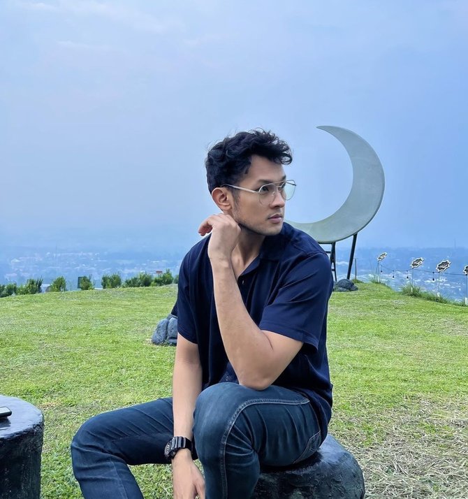 4 potret kece levy fadel 039bidadari surgamu039 liburan penuh keseruan