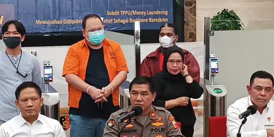 Korban KSP Indosurya Disarankan Ajukan Gugatan Ganti Rugi saat Sidang Henry Surya