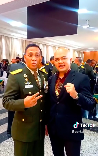 ini momen terakhir jenderal bintang 1 tni memakai seragam kebanggaan banjir doa