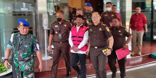 Jadi Tersangka Korupsi BTS 4G, Johnny G Plate Ditahan di Rutan Salemba