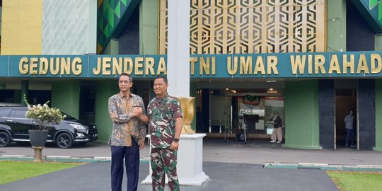 Heru Dukung Mobil Listrik Bebas Pajak Tahunan: Kita Cari Pendapatan Lain Bagi Jakarta