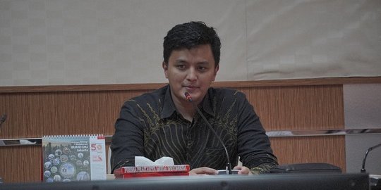 Wakil Ketua Komisi E DPRD Mengundurkan Diri dari PSI