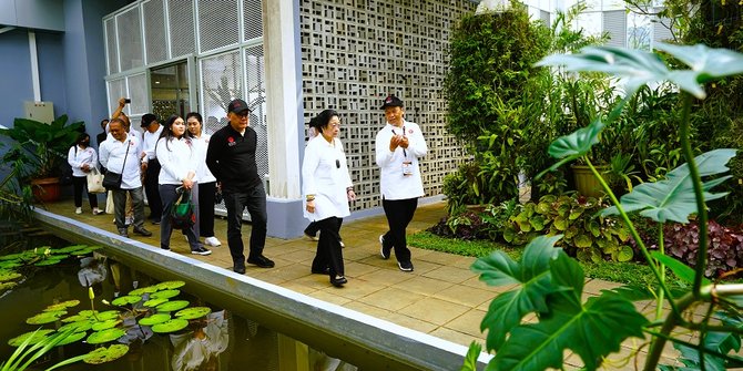 HUT Ke-206 Kebun Raya Bogor, Megawati Resmikan Rumah Kaca Anggrek Soedjana Kassan