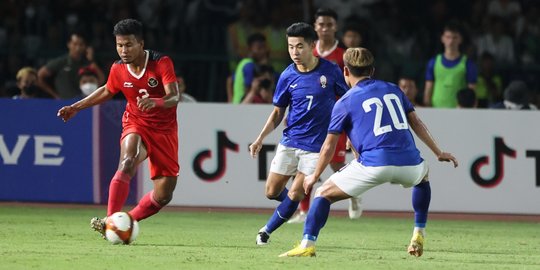 Tiba di Tanah Air, Timnas Indonesia U-22 Disambut Kalungan Bunga