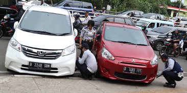 Jalan Jadi Garasi, Awas Bisa Dipidana!