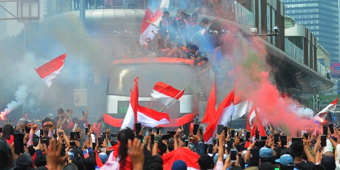 Antusiasme Warga Saksikan Pawai Kemenangan Timnas Indonesia U-22