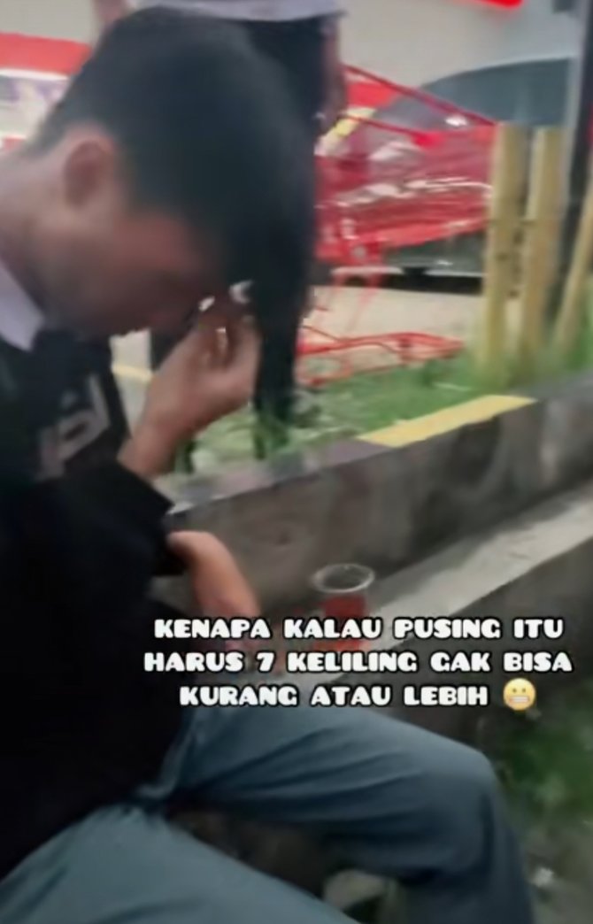 Siswa Ini Tiba-Tiba Pingsan Di Jalan, Tempuh 16 KM Untuk Berangkat Dan ...