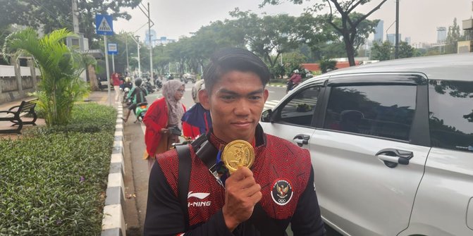 Asa Atlet Dayung Indonesia buat Menpora Dito Usai Kirab Juara Sea Games