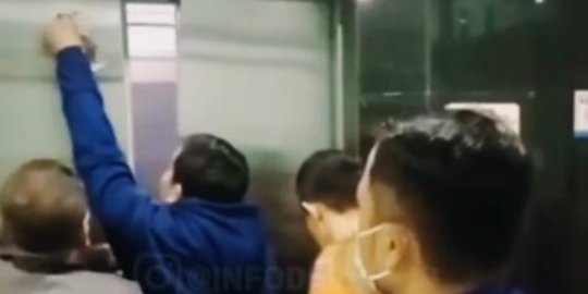 Lift di Balai Kota Depok Mati, ASN Wanita Terjebak