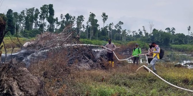 Bakar Lahan 5 Hektare, Ayah dan Anak di Rokan Hilir Ditangkap Polisi