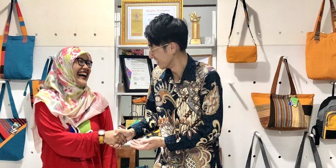Lawe dan Creativeans Akan Promosikan Tenun Karya Wanita Indonesia ke Mancanegara