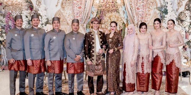 Momen Desta Hadir di Pernikahan Enzy Storia, Ada Natasha Rizky