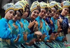 tari rateb meuseukat khas aceh
