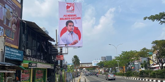 Usai Diisukan Jadi Calon Wali Kota, Muncul Billboard Besar Kaesang di Kota Depok