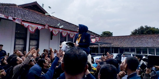 Bawaslu Periksa Ketua DPD NasDem Garut Soal Aksi Bacaleg Sebar Uang