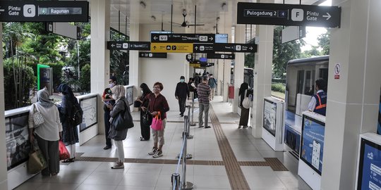 Wajah Baru Halte Transjakarta Dukuh Atas 2