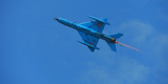 Misi Rahasia Pilot Jet Tempur Rusia Bantu TNI Mengebom Militer Belanda