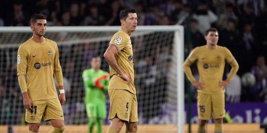 Wajah Lesu Pemain Barcelona usai Dibantai Real Valladolid 3-1