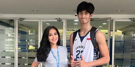 Tinggi & Ganteng, ini Kriteria Pacar Marco Putra Diah Permatasari yang Jago Basket
