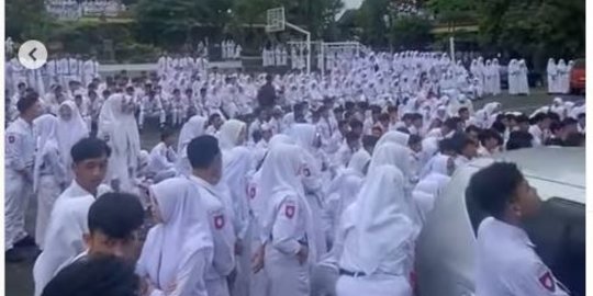 Perempuan di Garut Ini Mati-matian Belajar, Saat Lulus SMA Ternyata Ijazah Tidak Ada