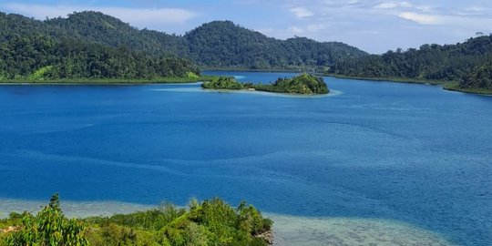 Pesona Mandeh, Wisata Populer Ala Raja Ampat di Sumatera Barat