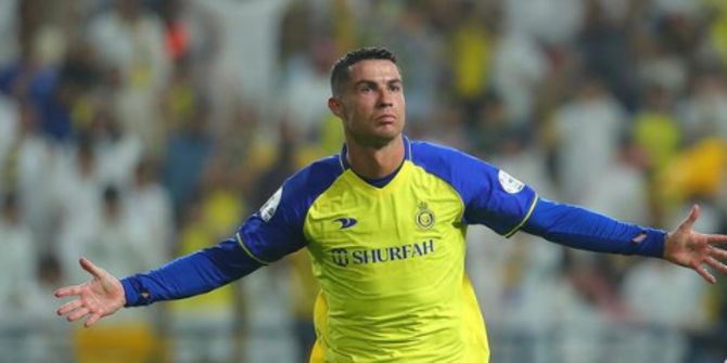 Viral Gaya Selebrasi Baru Cristiano Ronaldo, Lakukan Sujud Syukur