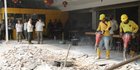 Pemprov DKI Bongkar 20 Ruko di Niaga Pluit yang Makan Bahu Jalan